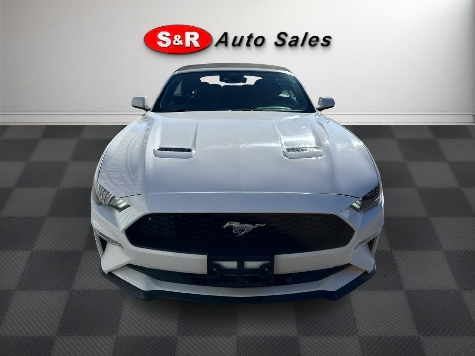 Ford Mustang EcoBoost Convertible 2022