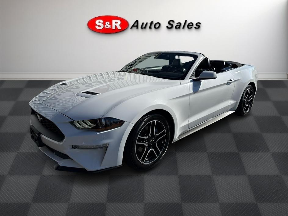 Ford Mustang EcoBoost Convertible 2022