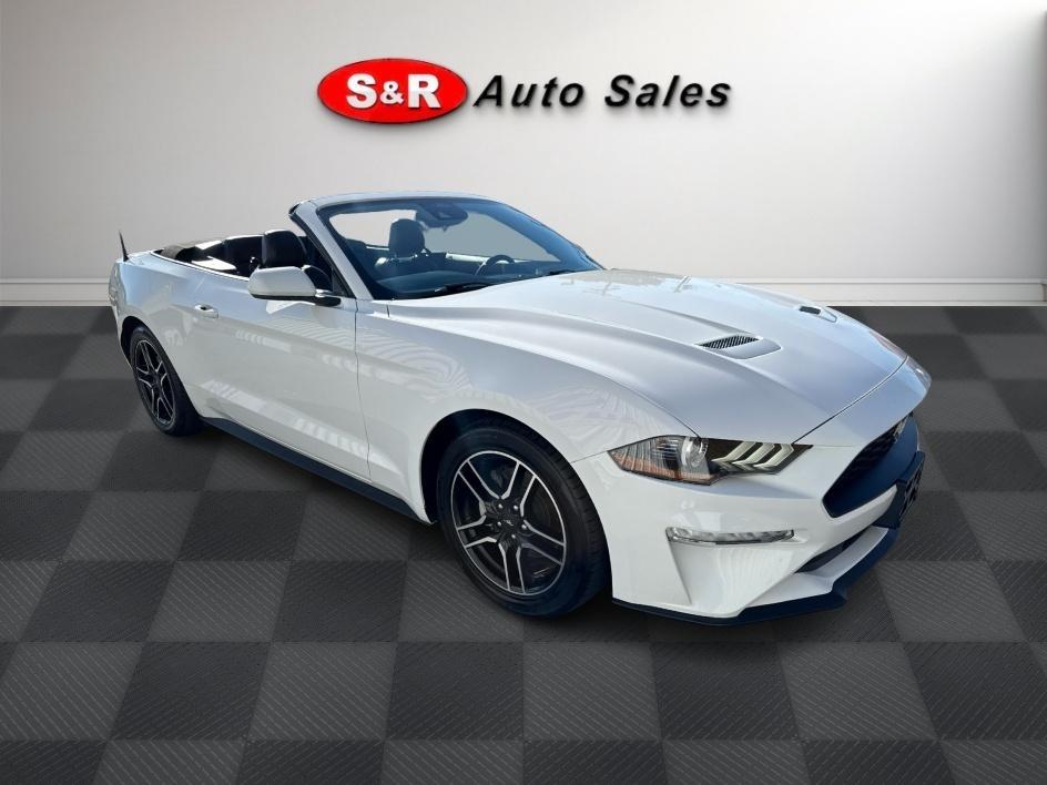 Ford Mustang EcoBoost Convertible 2022