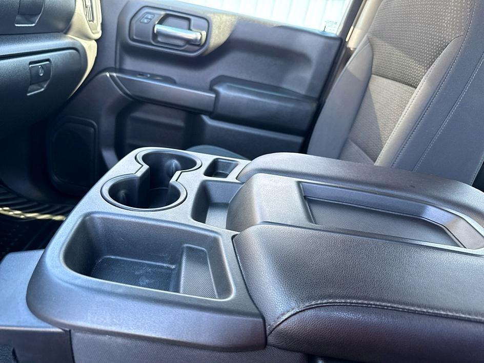 Chevrolet Silverado 1500 4WD Crew Cab 147" Custom Trail Boss 2020