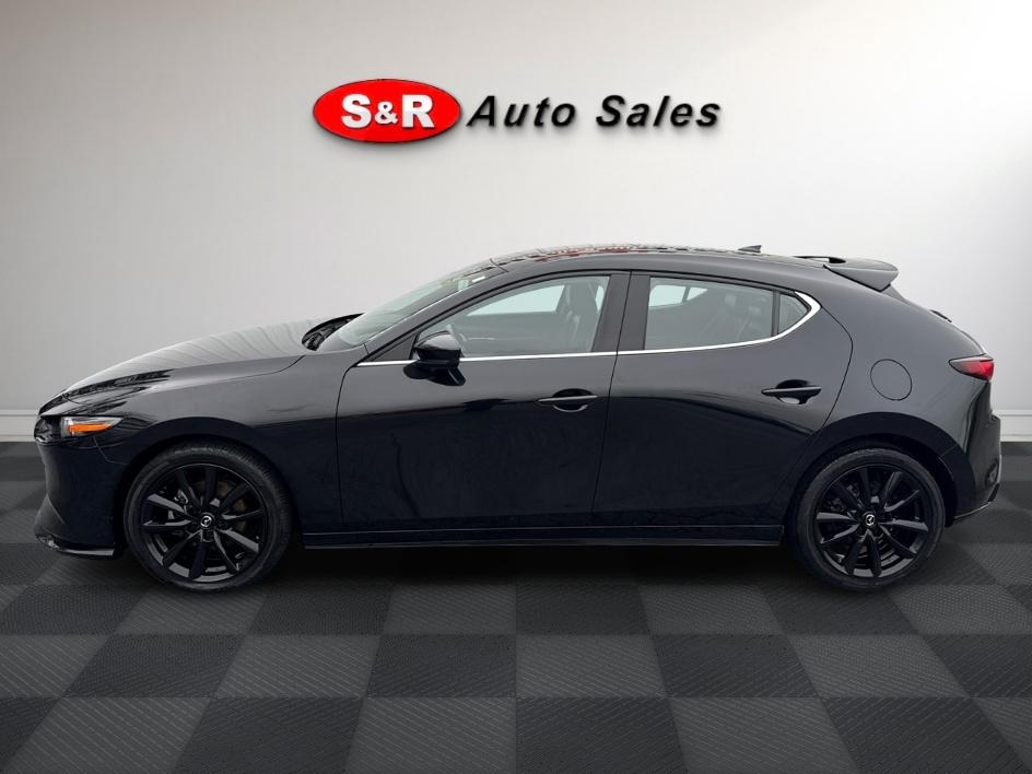 2023 Mazda Mazda3 Premium Plus's photo