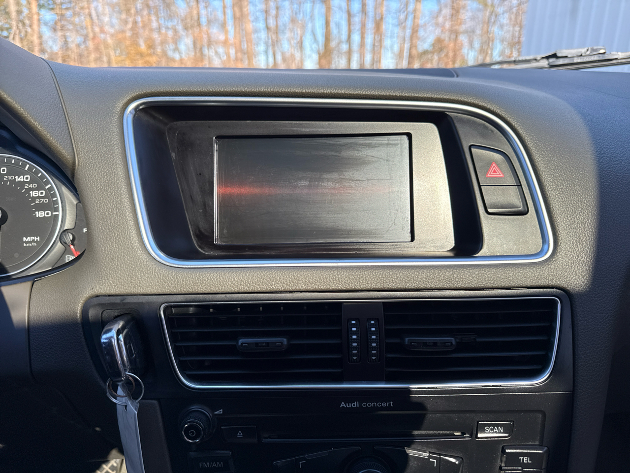 Audi Q5 quattro 4dr 2.0T Premium Plus 2011