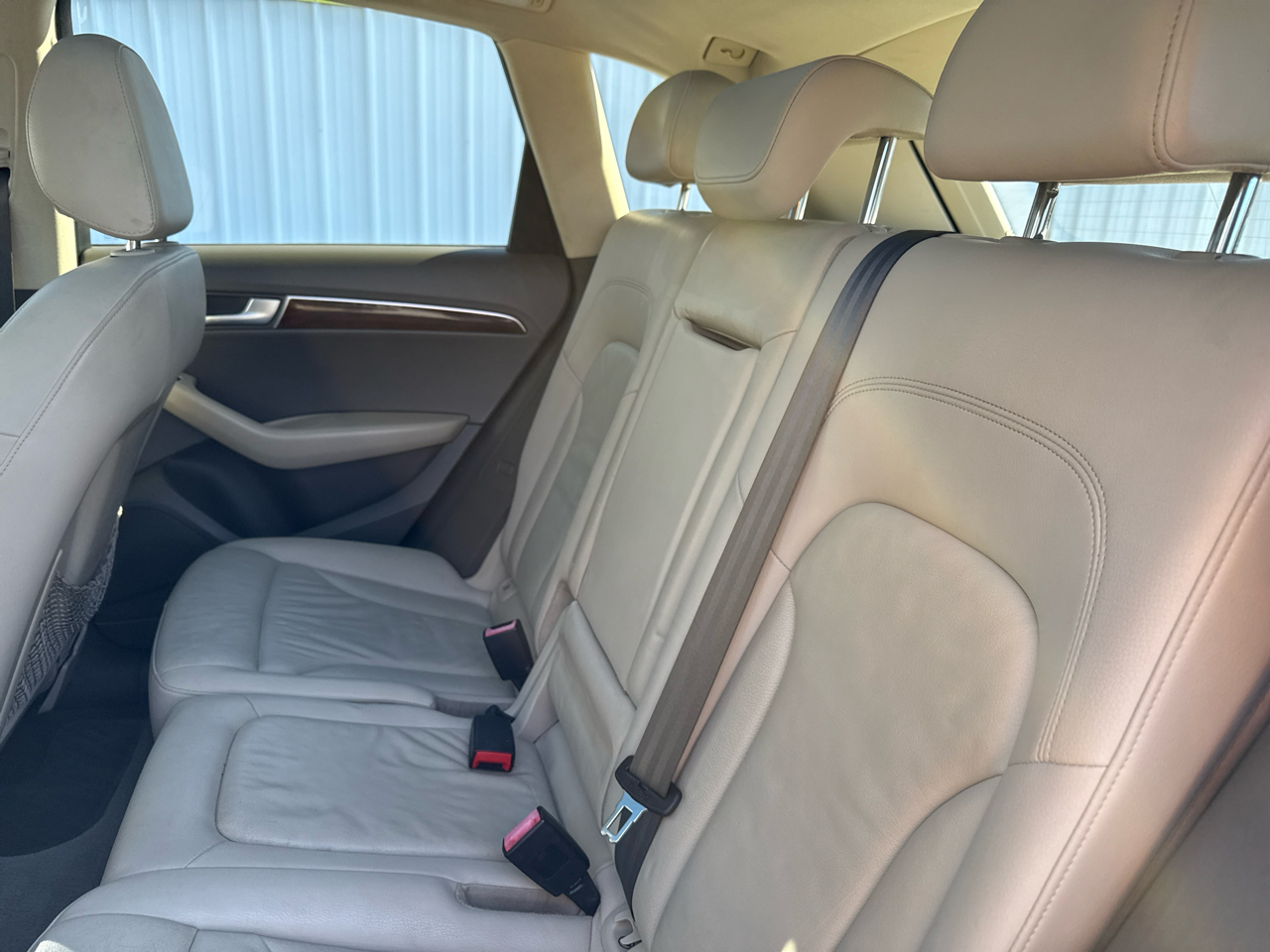 Audi Q5 quattro 4dr 2.0T Premium Plus 2011