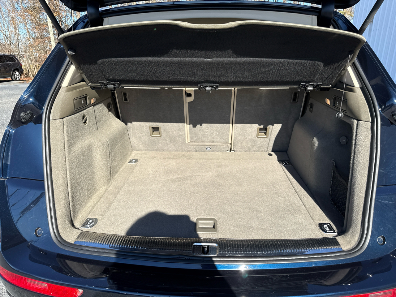 Audi Q5 quattro 4dr 2.0T Premium Plus 2011