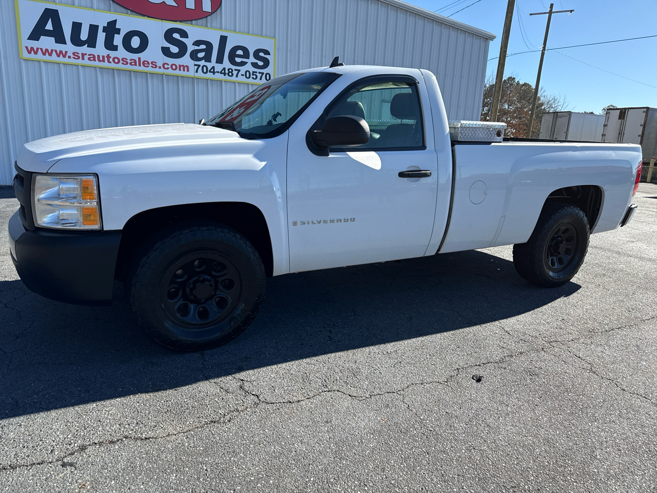 Chevrolet Silverado 1500 2WD Reg Cab 133.0" Work Truck 2008