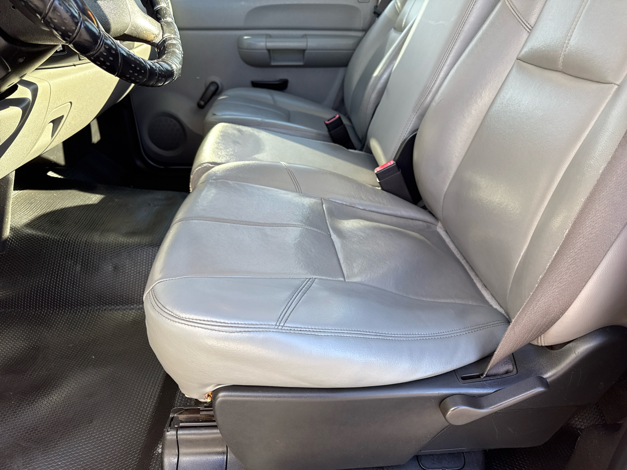 Chevrolet Silverado 1500 2WD Reg Cab 133.0" Work Truck 2008