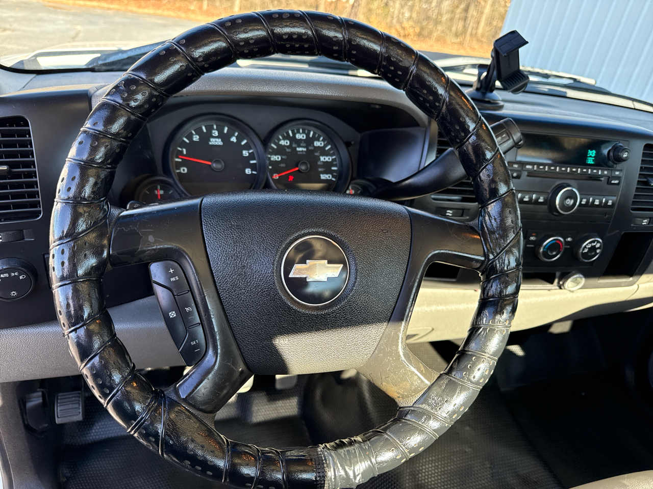 Chevrolet Silverado 1500 2WD Reg Cab 133.0" Work Truck 2008