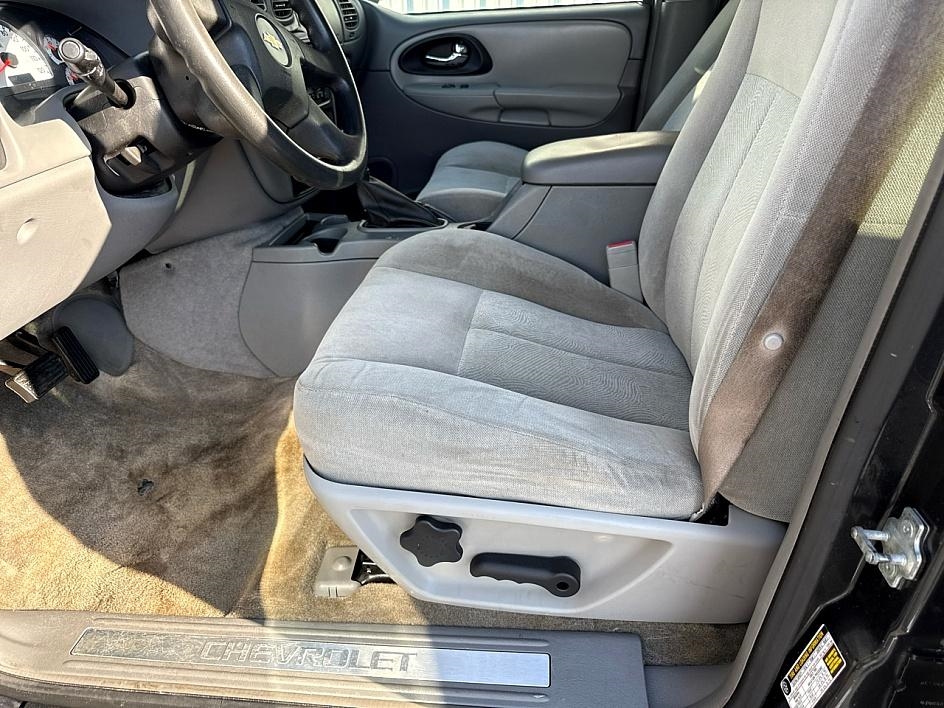 Chevrolet TrailBlazer 4dr 4WD LS 2005