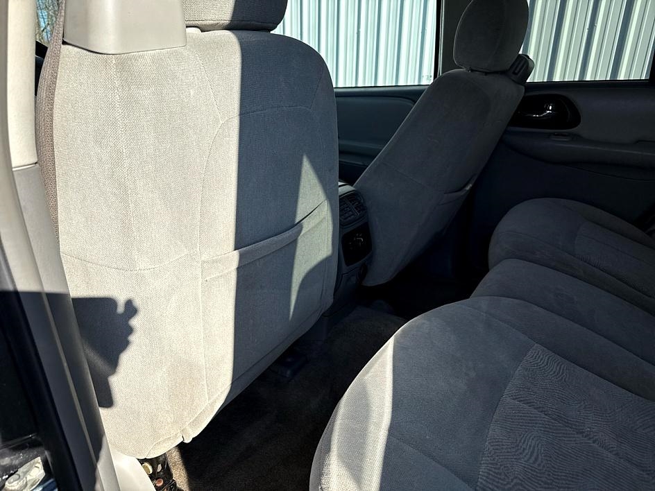 Chevrolet TrailBlazer 4dr 4WD LS 2005