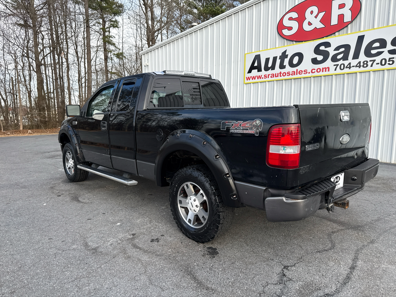 Ford F-150 Supercab 145" Lariat 4WD 2005