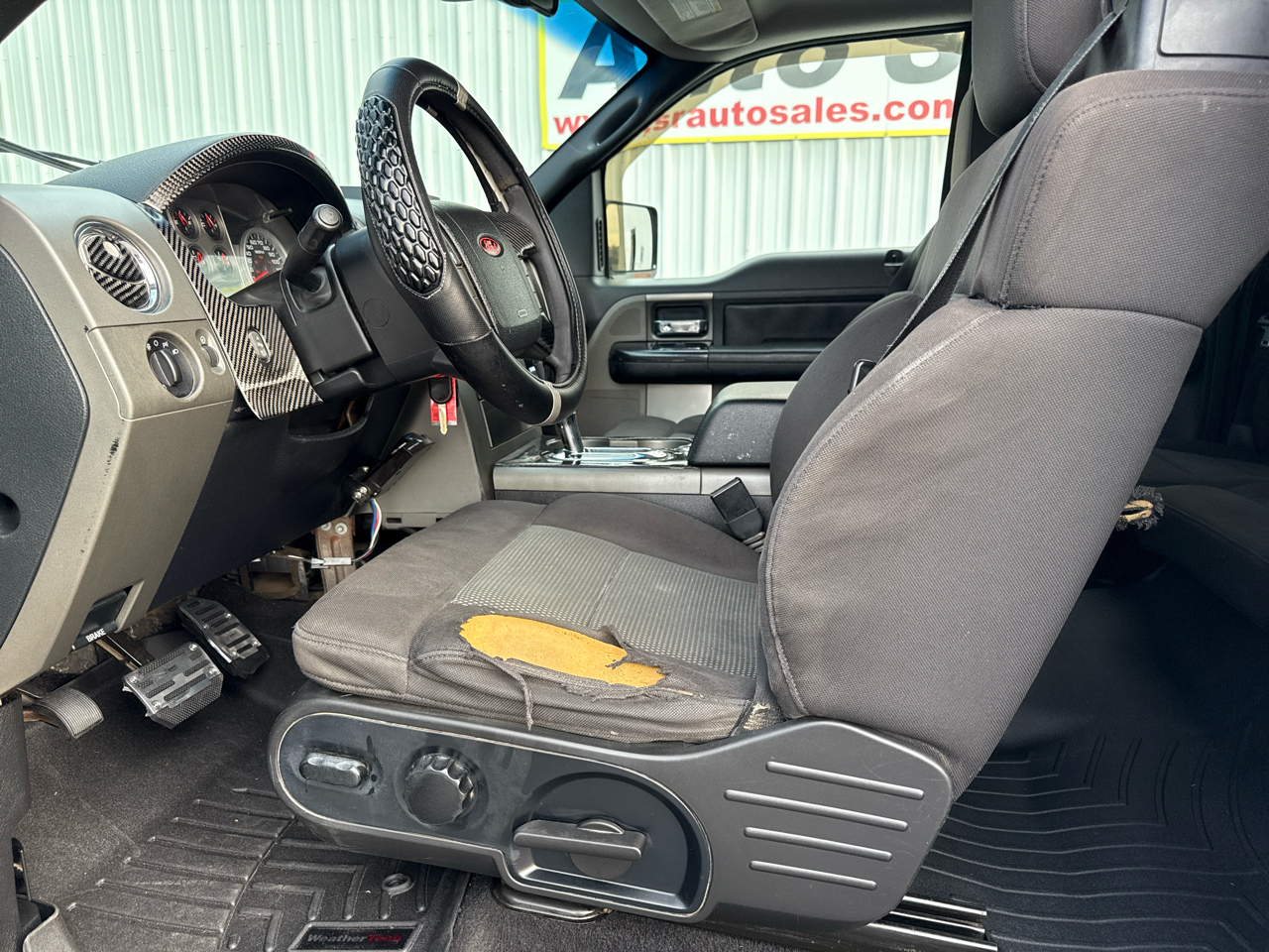 Ford F-150 Supercab 145" Lariat 4WD 2005