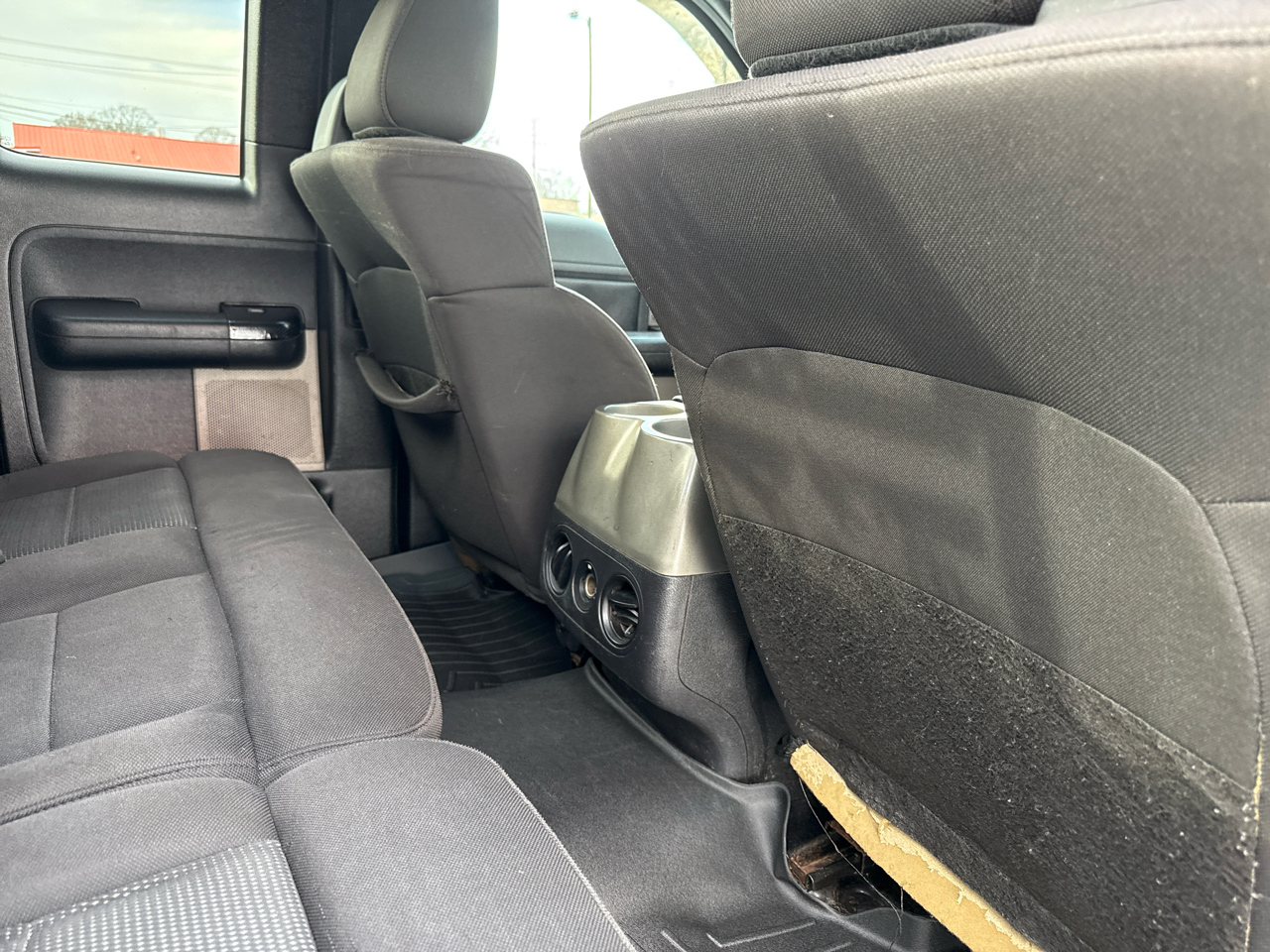 Ford F-150 Supercab 145" Lariat 4WD 2005