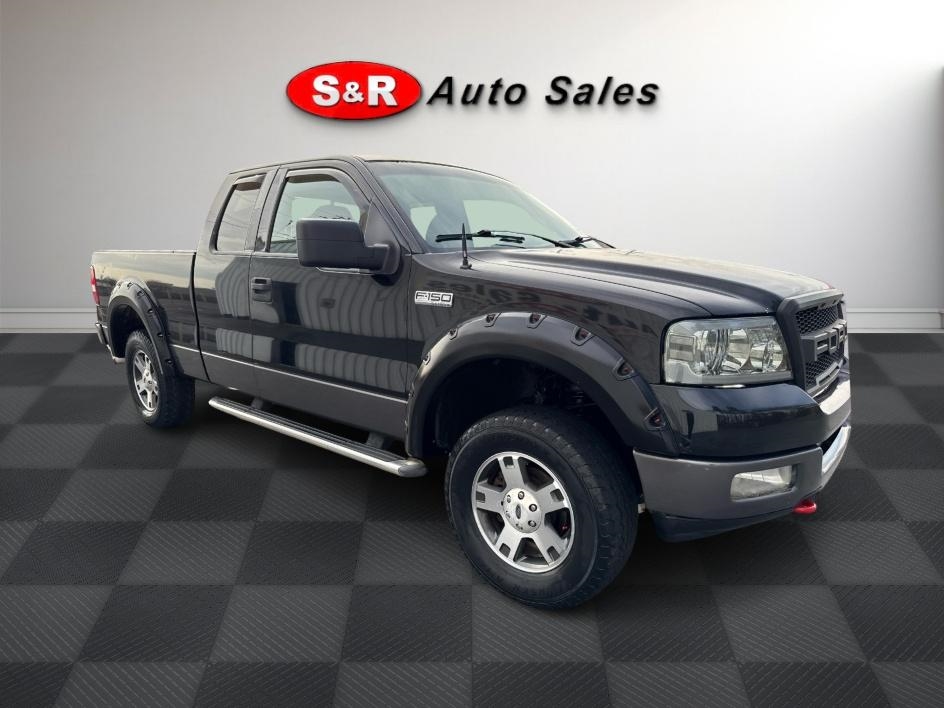 Ford F-150 Supercab 145" Lariat 4WD 2005