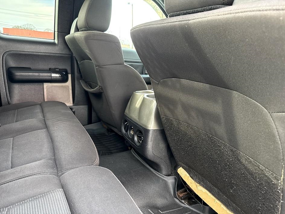 Ford F-150 Supercab 145" Lariat 4WD 2005