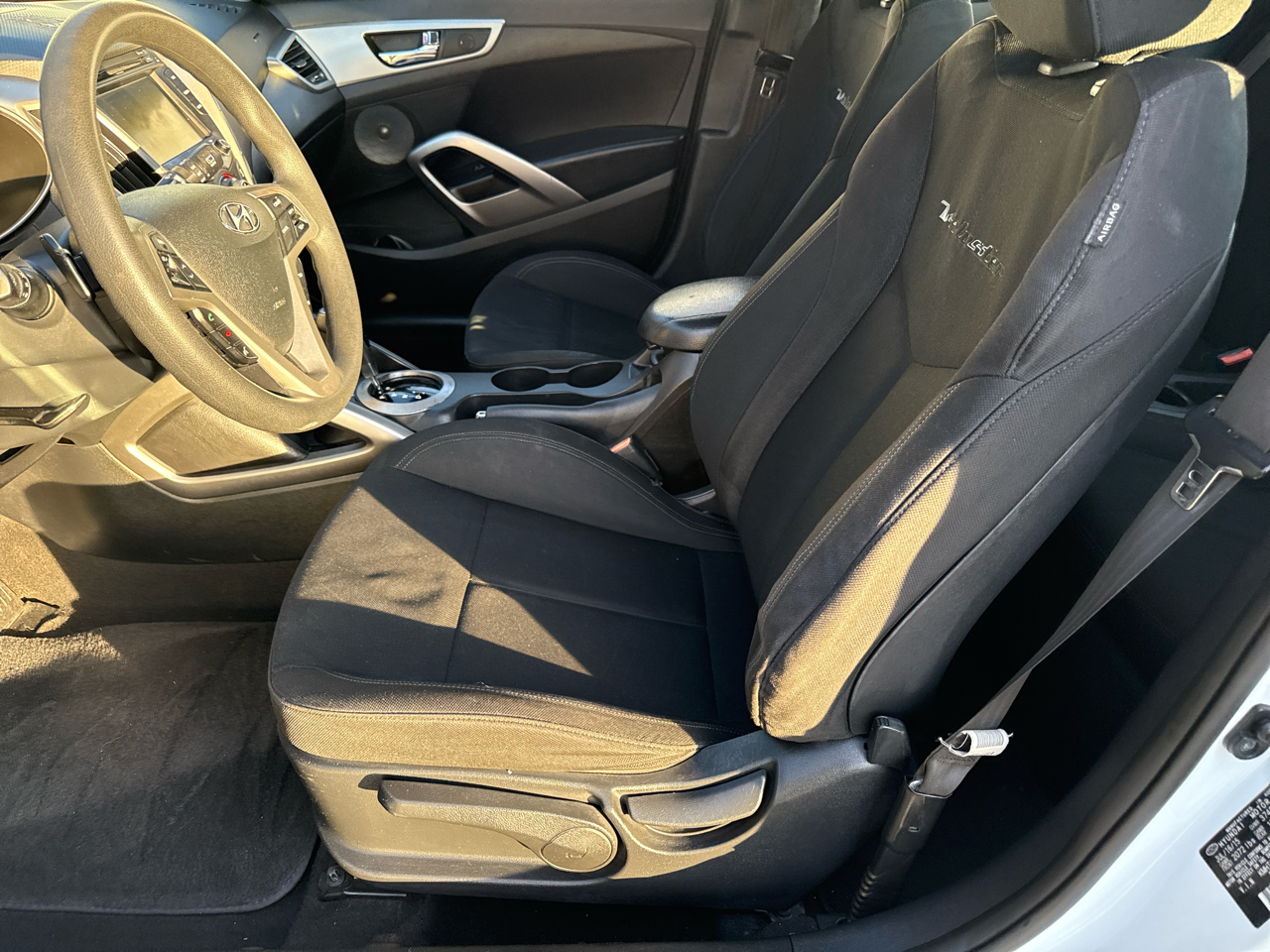 Hyundai Veloster 3dr Cpe Auto 2016