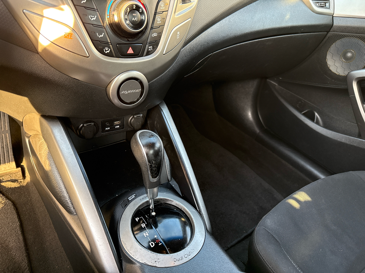 Hyundai Veloster 3dr Cpe Auto 2016