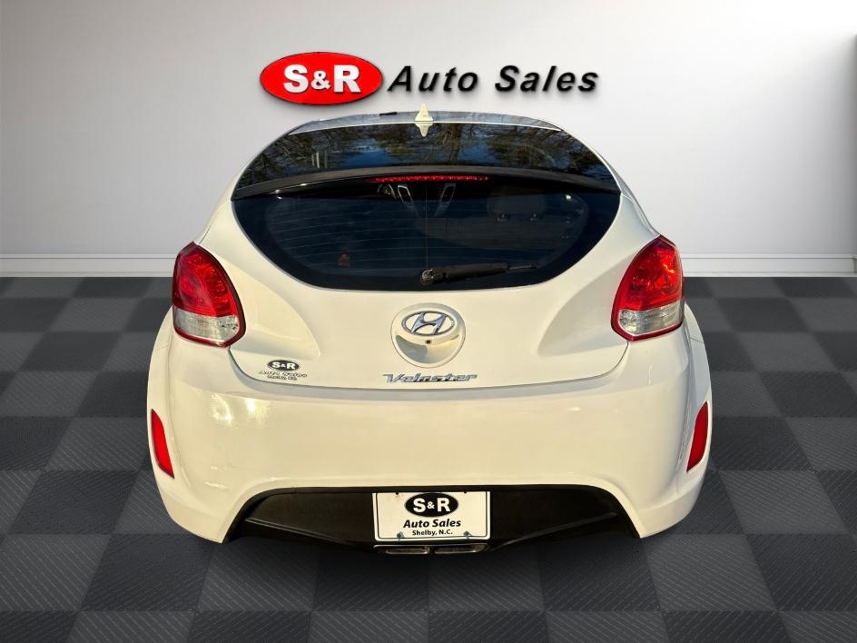 Hyundai Veloster 3dr Cpe Auto 2016