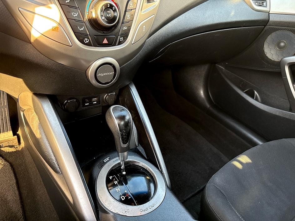 Hyundai Veloster 3dr Cpe Auto 2016