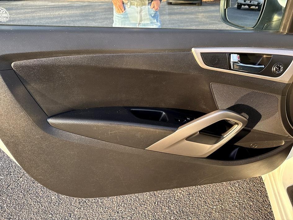 Hyundai Veloster 3dr Cpe Auto 2016