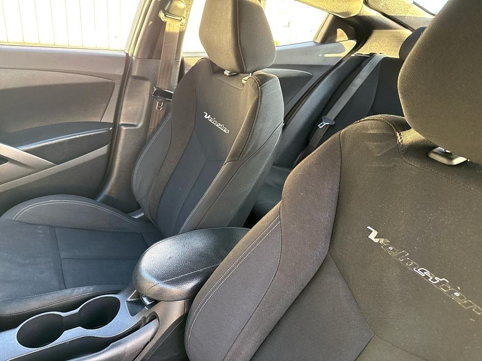 Hyundai Veloster 3dr Cpe Auto 2016