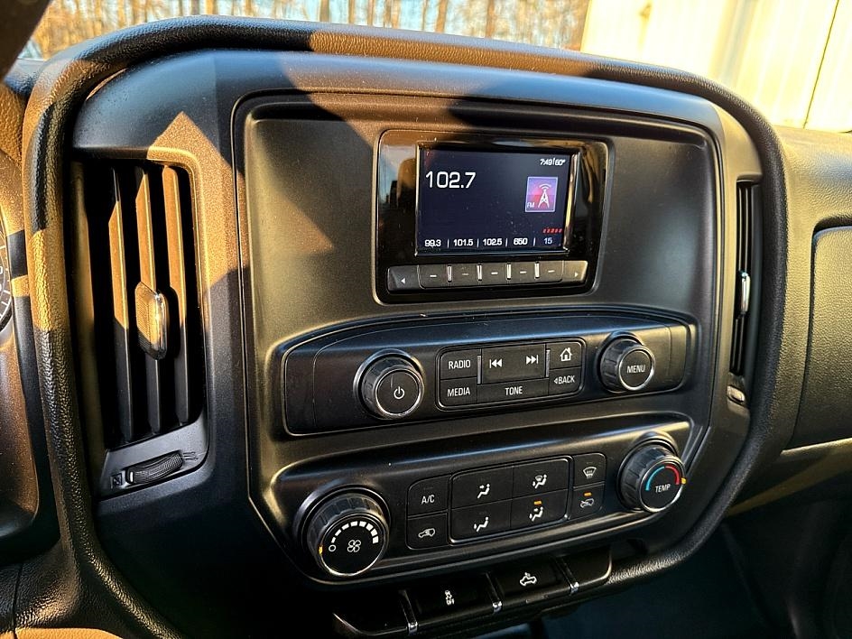 GMC Sierra 1500 2WD Double Cab 143.5" 2014