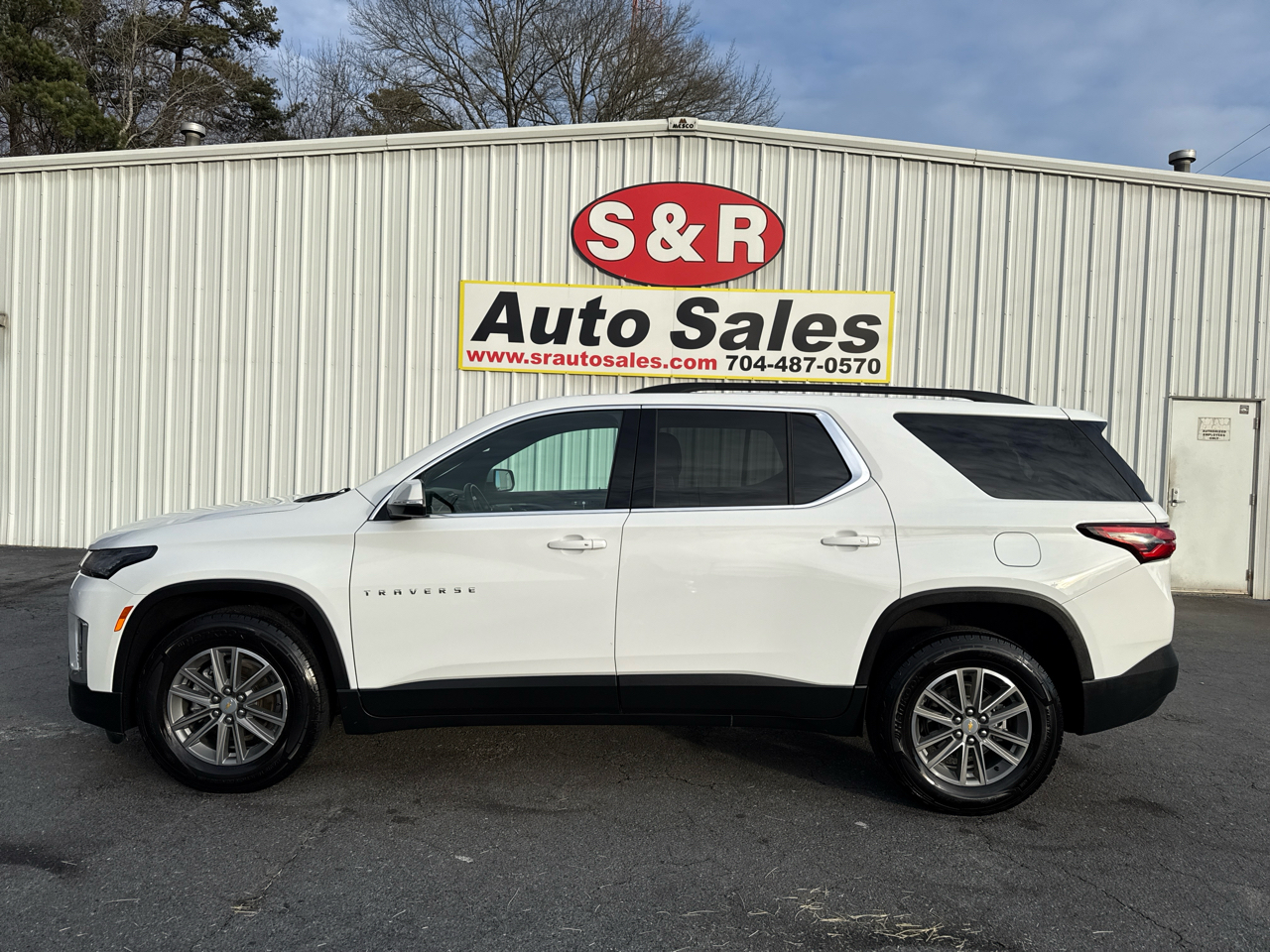 2023 Chevrolet Traverse FWD 4dr LT Cloth w/1LT