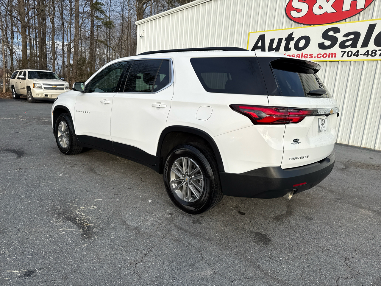 Chevrolet Traverse FWD 4dr LT Cloth w/1LT 2023