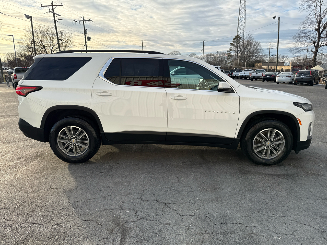 Chevrolet Traverse FWD 4dr LT Cloth w/1LT 2023