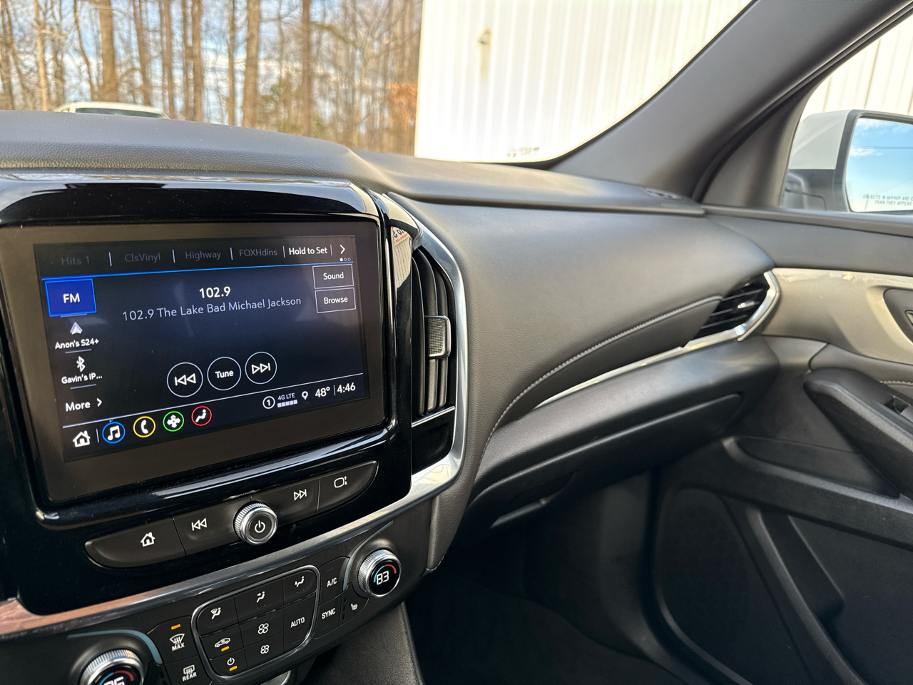 Chevrolet Traverse FWD 4dr LT Cloth w/1LT 2023