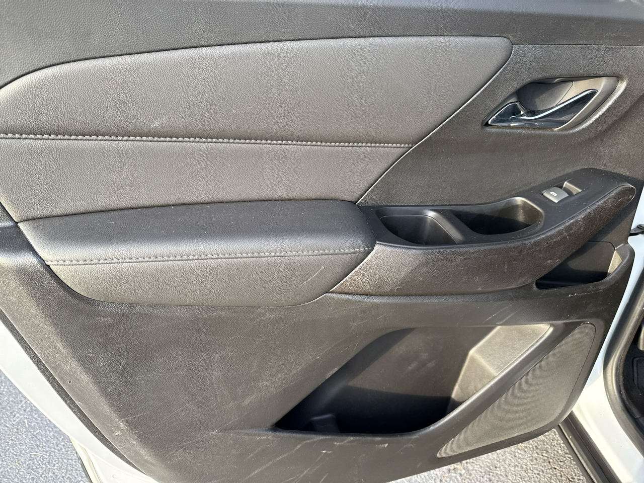 Chevrolet Traverse FWD 4dr LT Cloth w/1LT 2023