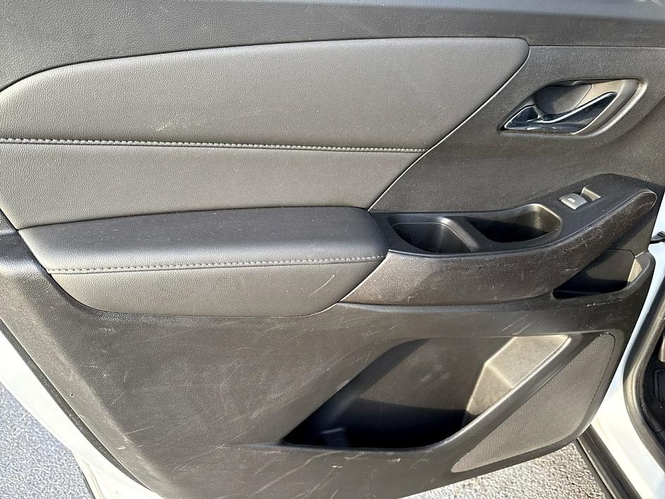 Chevrolet Traverse FWD 4dr LT Cloth w/1LT 2023