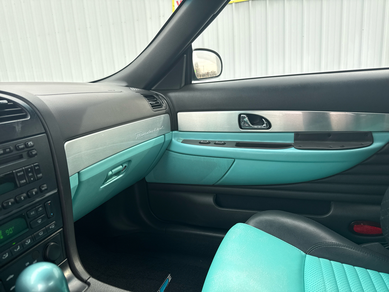 Ford Thunderbird 2dr Conv w/Hardtop Premium 2002