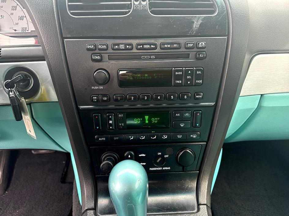 Ford Thunderbird 2dr Conv w/Hardtop Premium 2002