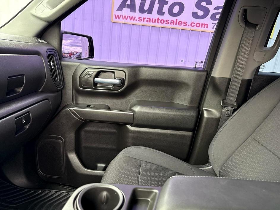 Chevrolet Silverado 1500 2WD Crew Cab 157" Custom 2020