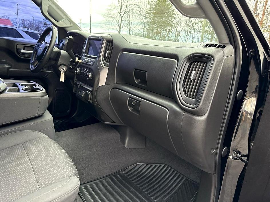 Chevrolet Silverado 1500 2WD Crew Cab 157" Custom 2020