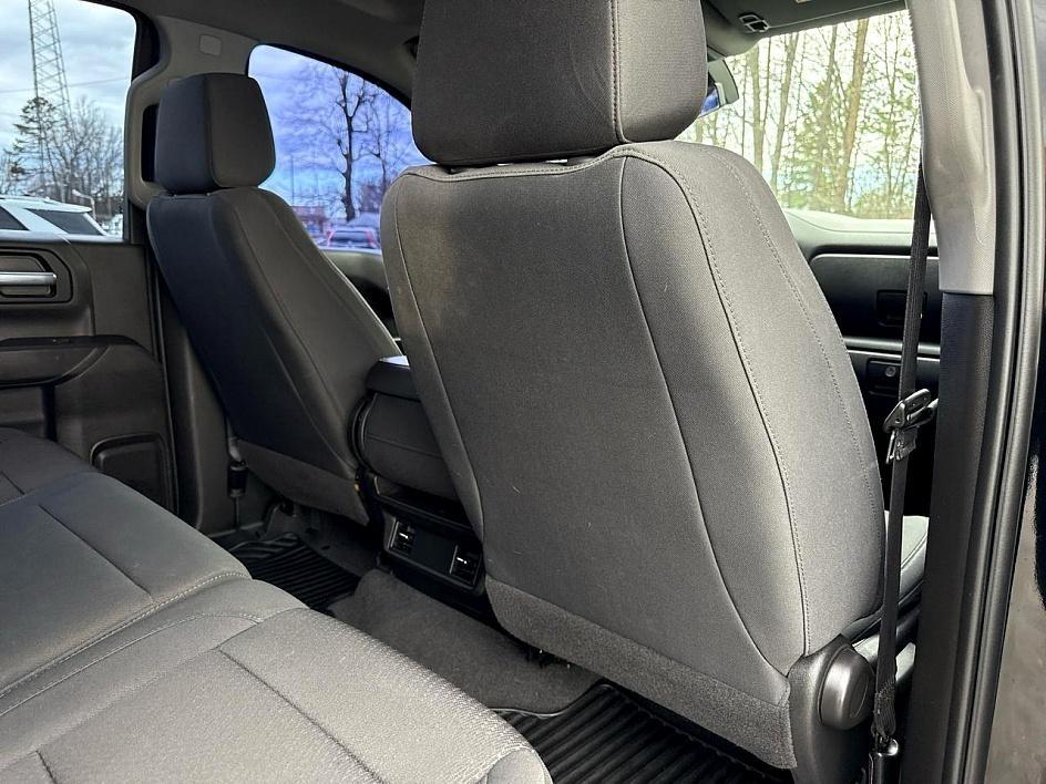 Chevrolet Silverado 1500 2WD Crew Cab 157" Custom 2020