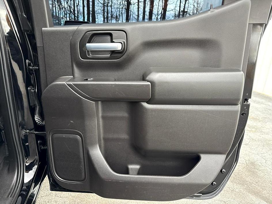 Chevrolet Silverado 1500 2WD Crew Cab 157" Custom 2020