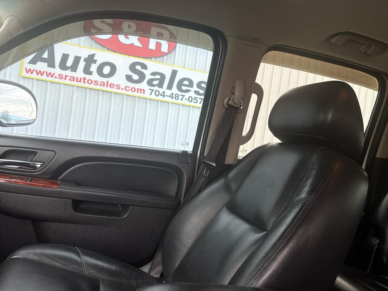 Chevrolet Suburban 4WD 4dr 1500 LTZ 2010