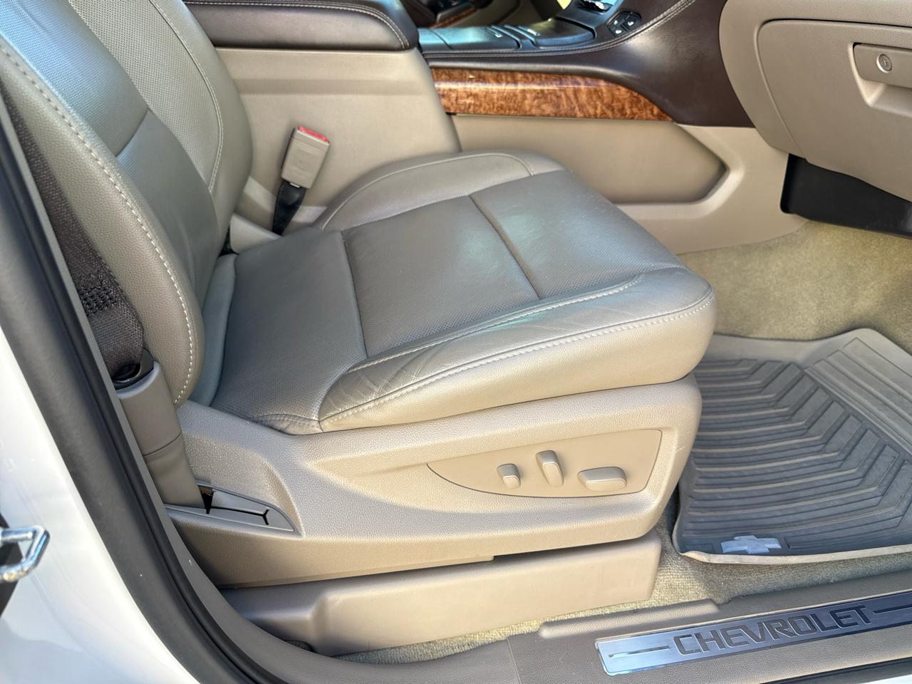 Chevrolet Suburban 2WD 4dr 1500 Premier 2018