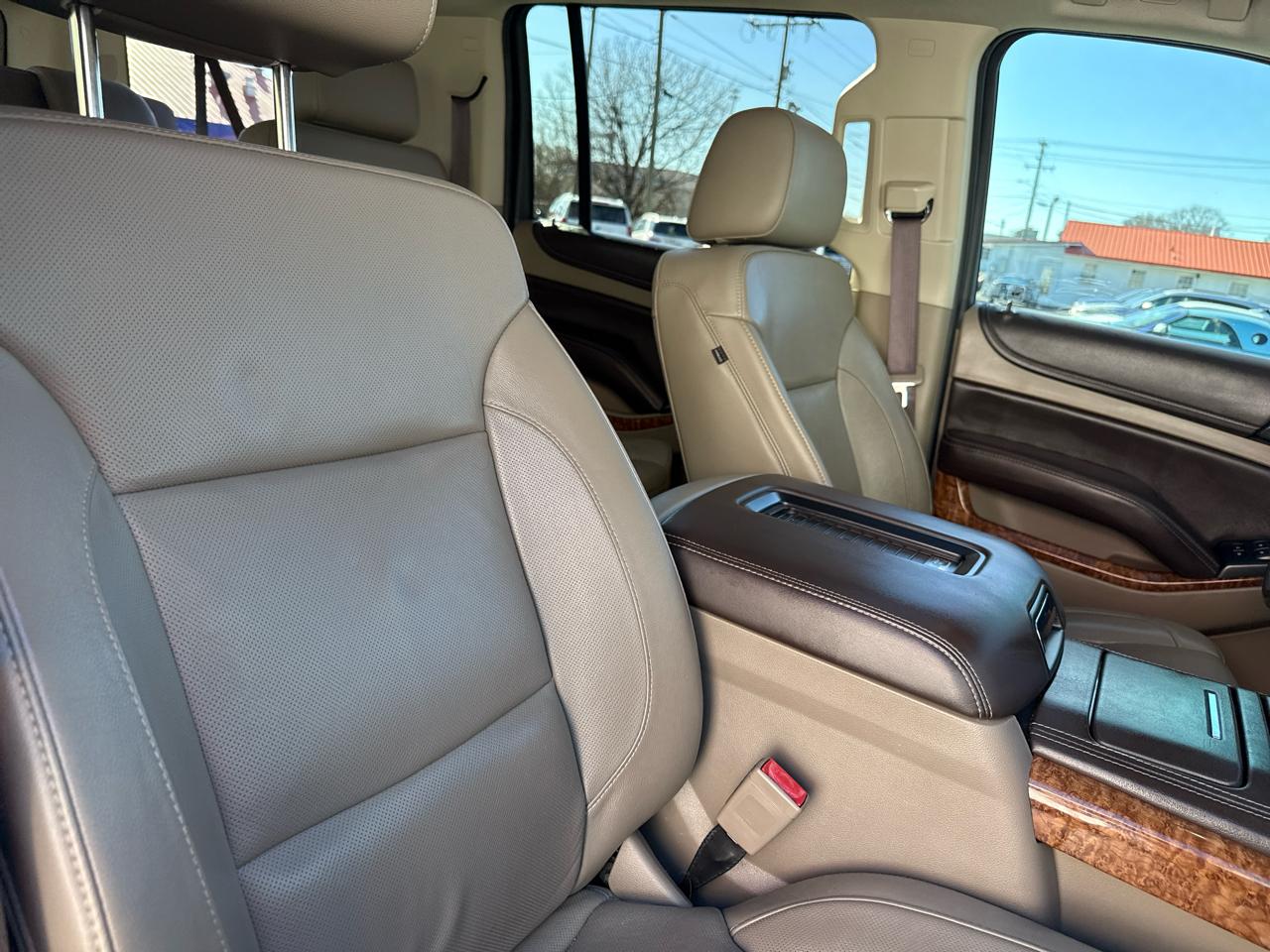 Chevrolet Suburban 2WD 4dr 1500 Premier 2018