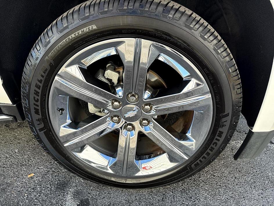 Chevrolet Suburban 2WD 4dr 1500 Premier 2018