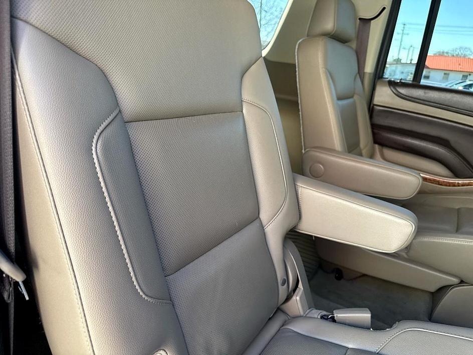 Chevrolet Suburban 2WD 4dr 1500 Premier 2018