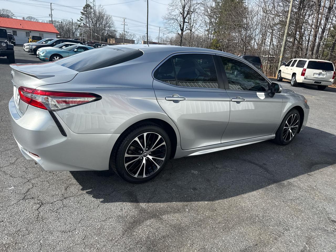 Toyota Camry XLE Auto (Natl) 2018