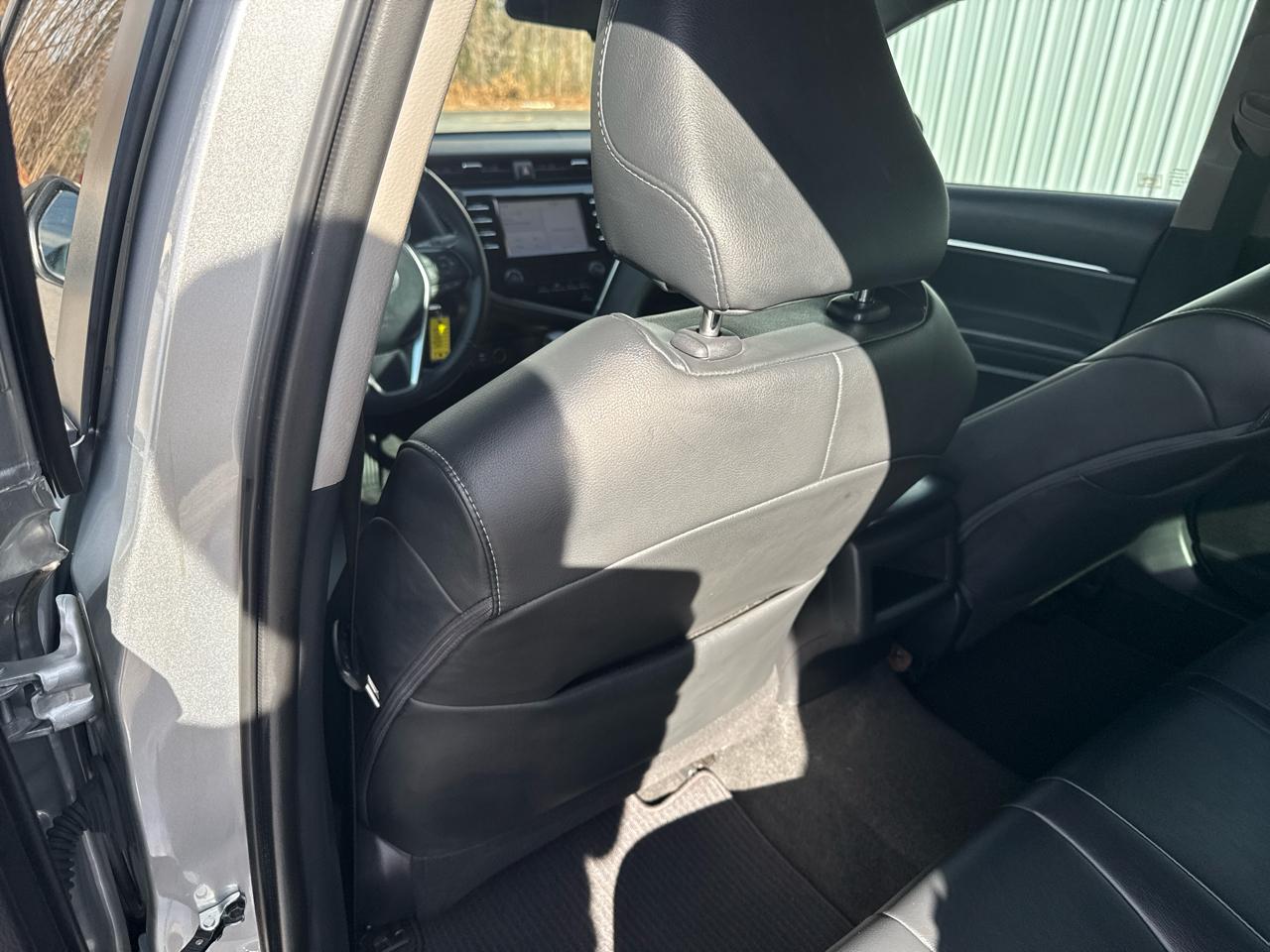 Toyota Camry XLE Auto (Natl) 2018