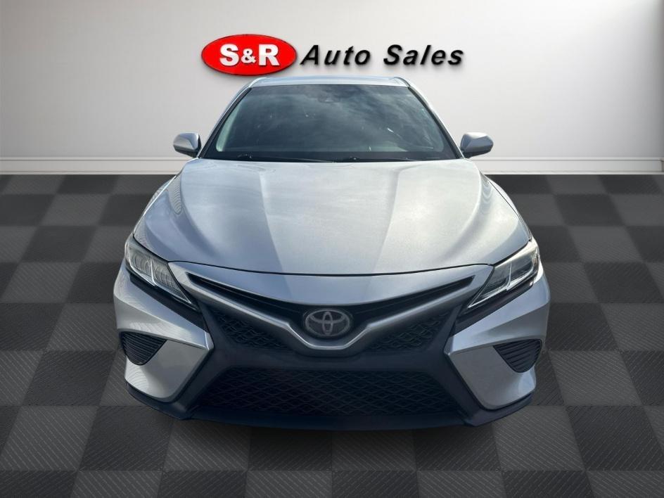 Toyota Camry XLE Auto (Natl) 2018