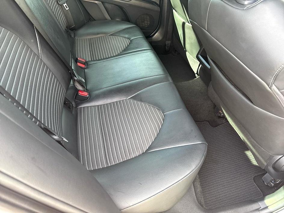 Toyota Camry XLE Auto (Natl) 2018