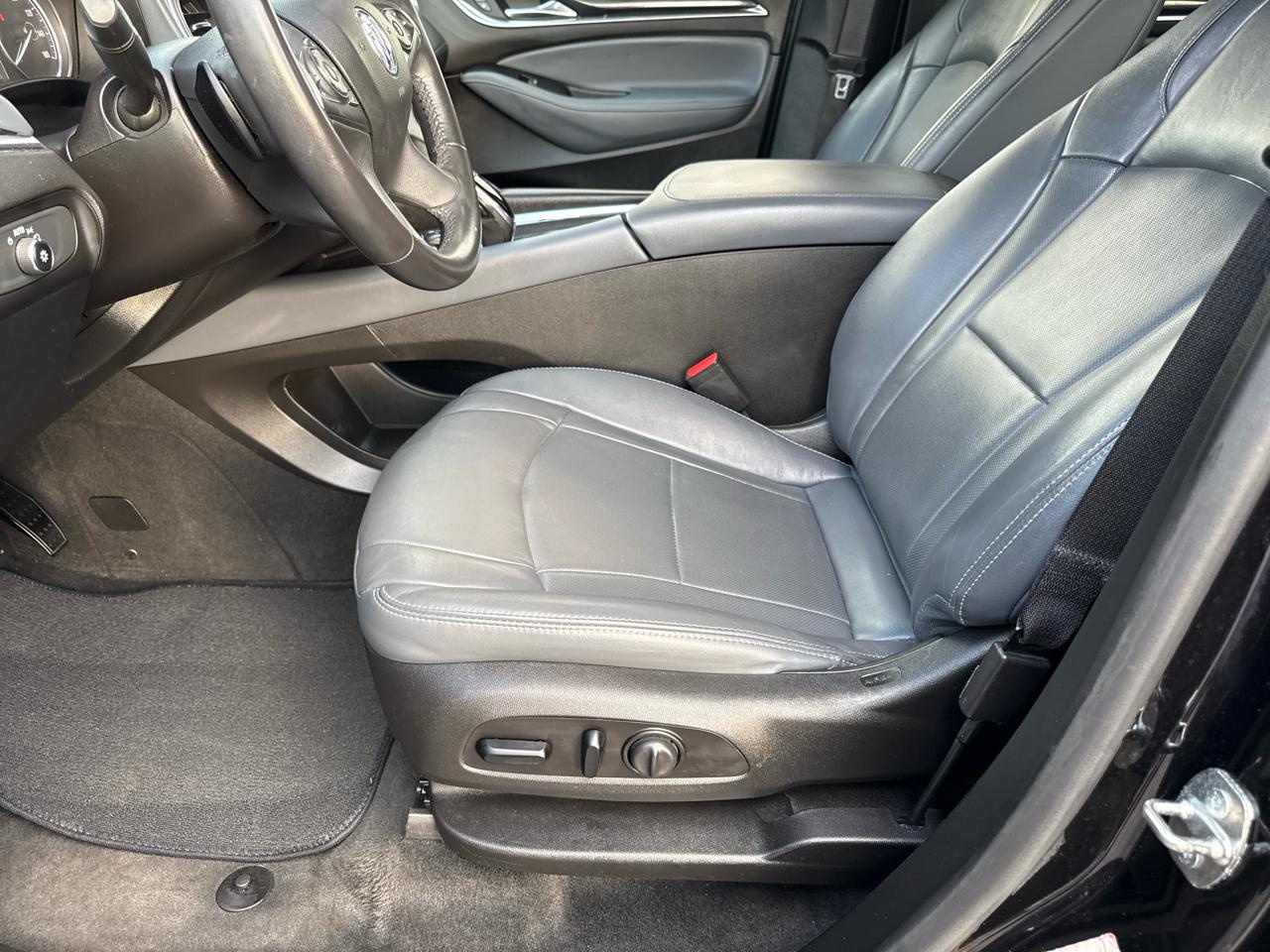 Buick Enclave AWD 4dr Essence 2019