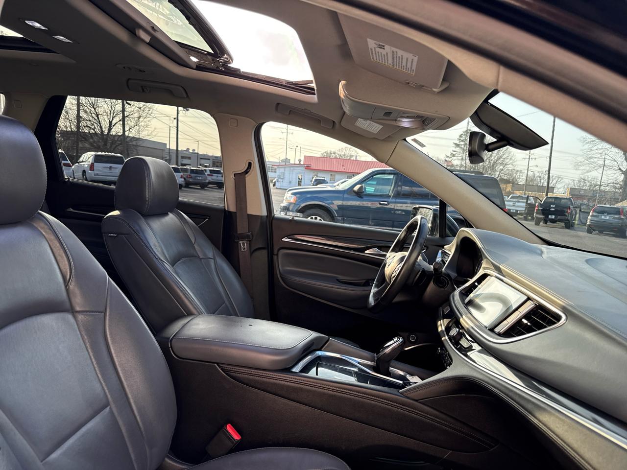 Buick Enclave AWD 4dr Essence 2019