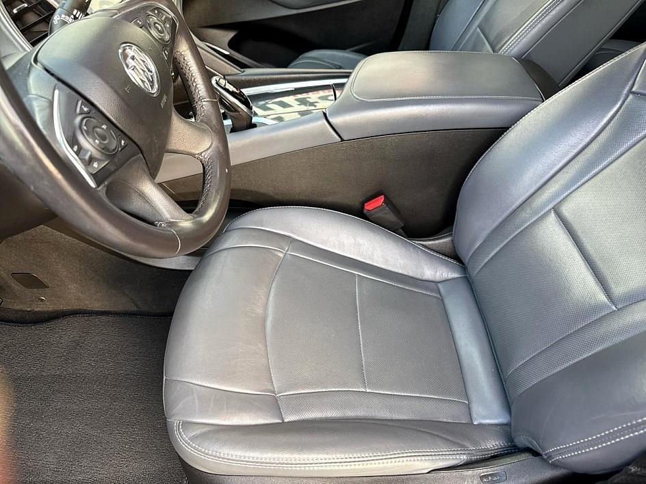 Buick Enclave AWD 4dr Essence 2019