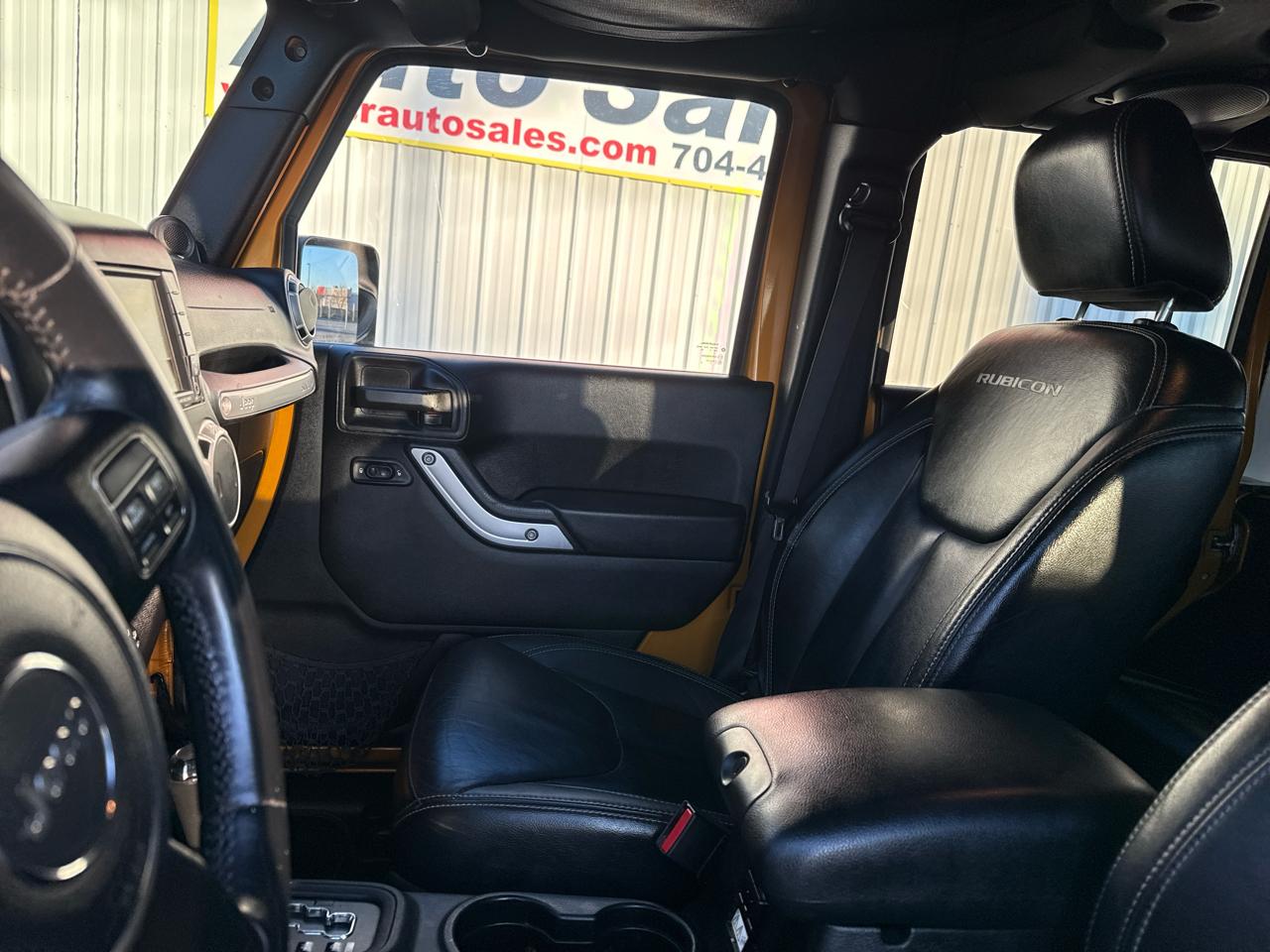 Jeep Wrangler Unlimited 4WD 4dr Rubicon 2014